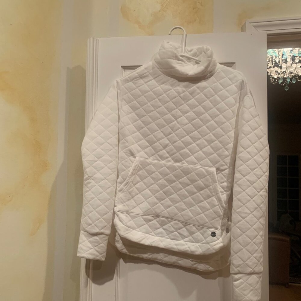 NWT - Jones New York white pullover